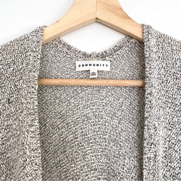 ARITZIA COMMUNITY XXS Ionic Cape Oversized Chunky Shortsleeved Sweater - Picture 7 of 16